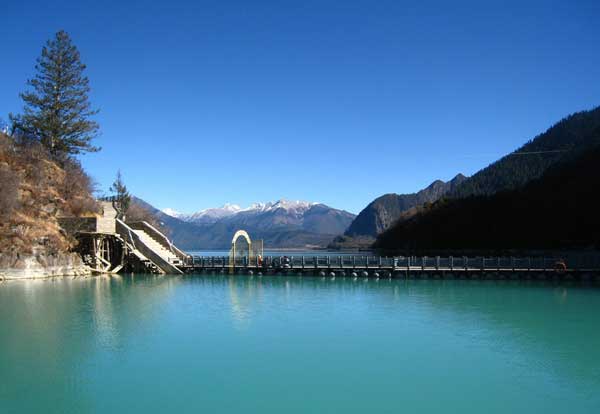 成都拼車新規(guī)劃川藏南線10日游：天天有車每人3600-5200元