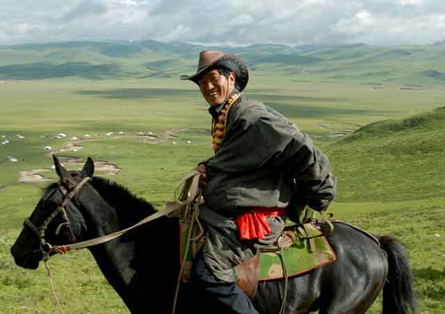 最雄壯的藏族男子漢(康巴漢子)