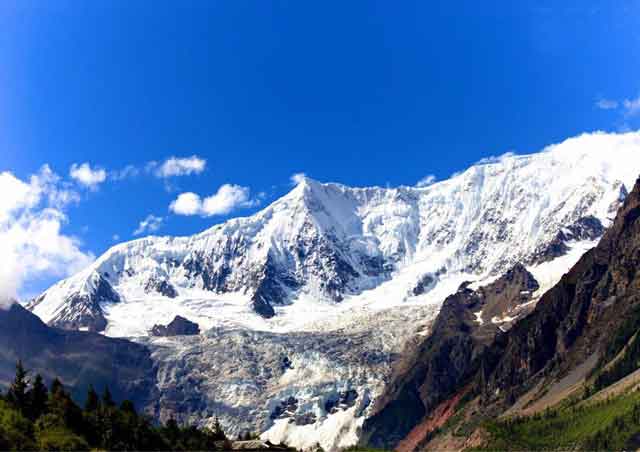 中國最美的雪峰之&mdash;&ldquo;南迦巴瓦峰&rdquo;