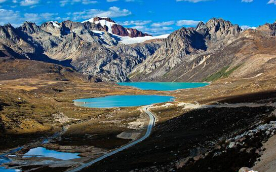 成都拼車到拉薩走川藏南線：天天有車每人3000-4800元