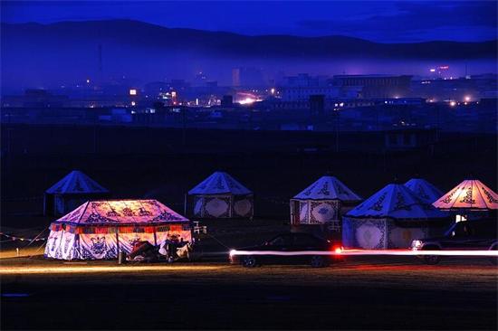 拉薩拼車去成都走川藏北線：天天有車每人1000-3000元