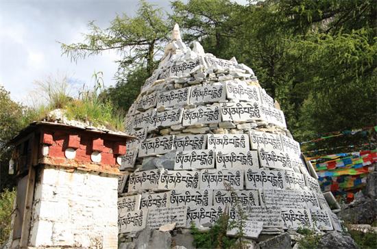 川藏南線+稻城+亞丁11日游